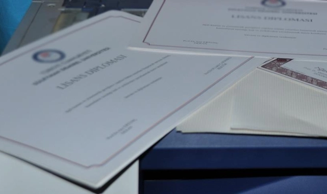 E-imza skandalının üçüncü duruşması görüldü