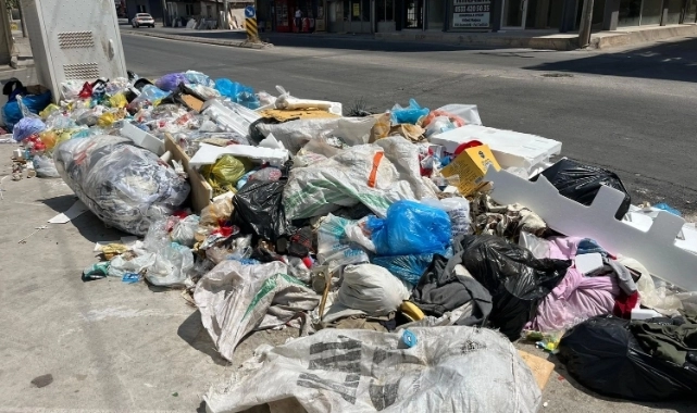 Karşıyaka Belediyesi'nden zorunlu çöp açıklaması