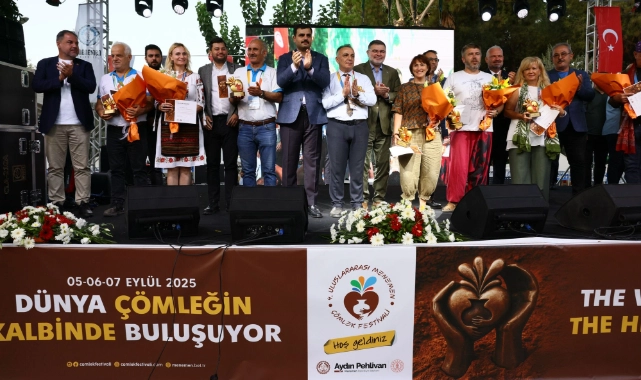 Menemen Belediyesi Uluslarası Çömlek Festivali’ne muhteşem final 