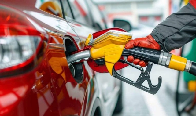 Araç sahiplerine müjde: Benzin ve motorine indirim! İşte güncel fiyatlar...