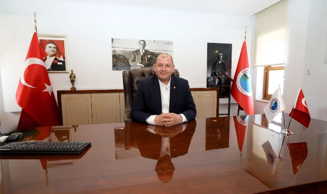 Başkan Çiçek'in Ankara ziyareti kafaları karıştırdı