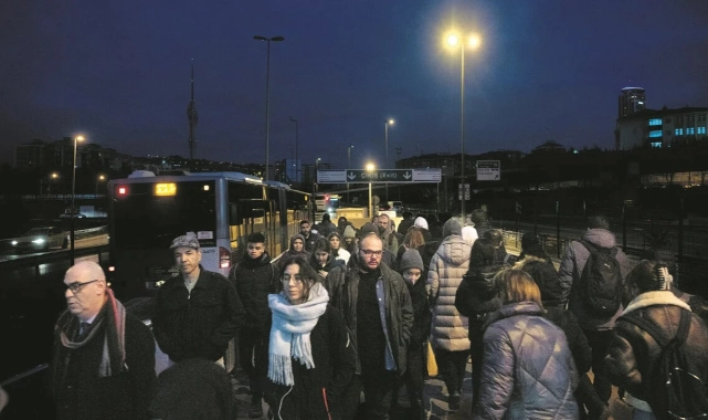 İktidarın inadı öğrencileri karanlığa mahkum etti: Elektrik tüketimi arttı, verim düştü!