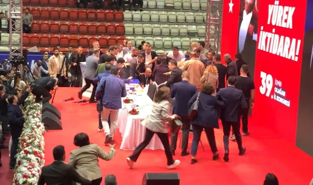 İzmir İl Kongresi'nde panik anlar: İl Başkan adayı Çağatay Güç bayıldı!