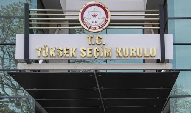 Kritik kongreye bir gün kala mahkeme durdurma talep etti