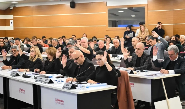 Bornova Meclisi'nde 27 taşınmazın satışı için oyçokluğu!