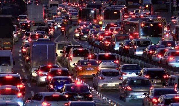 İzmir'de araç sayısı belli oldu: En çok hangi marka araç kullanılıyor?