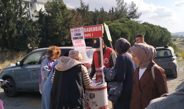 TİP İzmir, çocuklar için sokağa çıktı: Lütuf değil, devletin görevi!