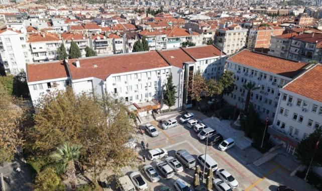  Başkan Ünsal’dan müjde: Adliye, Karşıyaka’da kalacak!