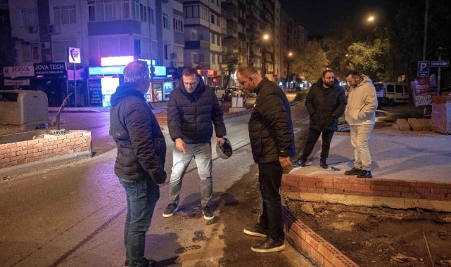 Bornova Merkez Pazaryeri önünde orta refüj çalışması başladı