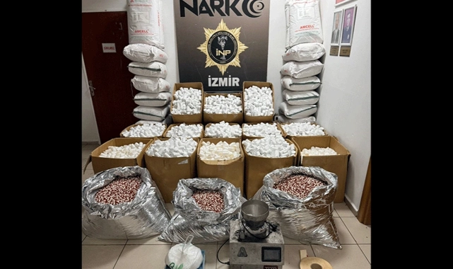 İzmir'de rekor narkotik operasyonu: Tek seferde 2 milyondan fazla uyuşturucu hap!