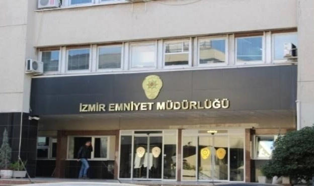 İzmir'de 'tetikçilik' ilanı veren 17 yaşındaki şahıs gözaltına alındı!