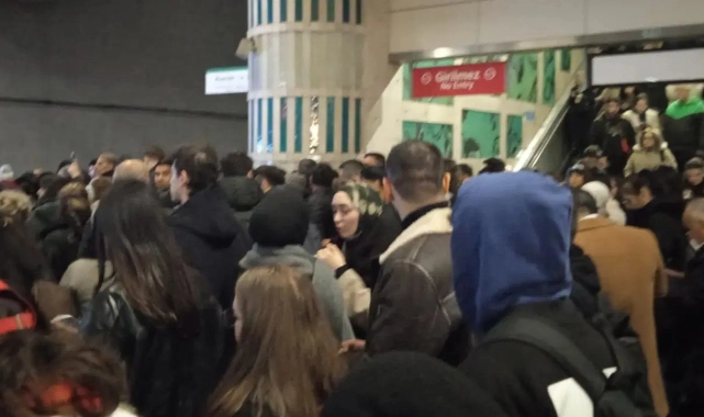 Metroda intihar girişimi: O durakta faaliyetlere ara verildi!