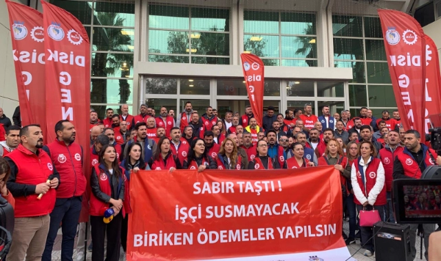 Sendika işçi maaşlarını paylaştı, belediyeye tepki gösterdi: Yan haklar küçümseniyor!