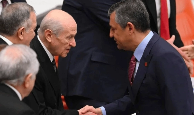 TBMM'de bütçe görüşmelerinin son günü: Özel, DEM ve MHP ile tokalaşmadı