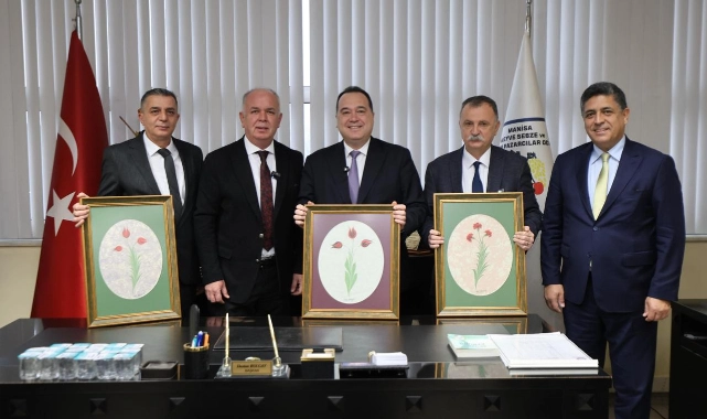 Başkan Dutlulu'dan Pazarcılar Odası’na müjde!
