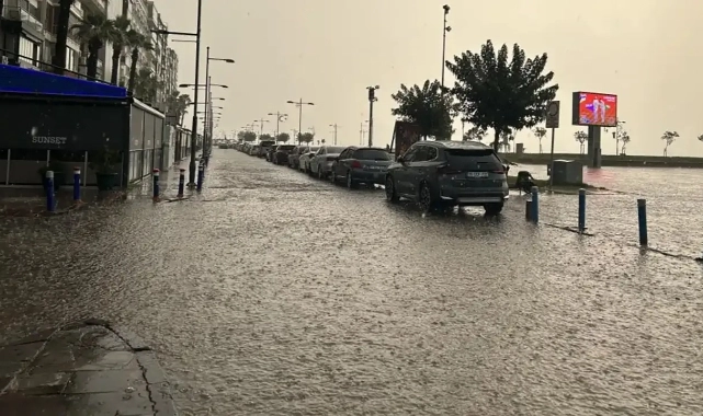 İzmir'in 5 günlük hava raporu: Şemsiyesiz evden çıkmayın!
