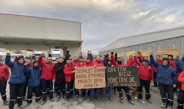 Migros emekçilerinin eylemi sürüyor: 2'nci günde de işbaşı yapılmadı!