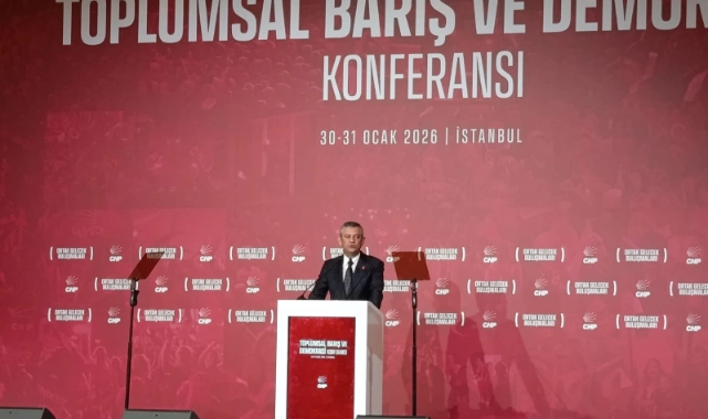 Özgür Özel'den 'süreç' çıkışı: CHP'ye rol biçmeye çalışanları izliyoruz!