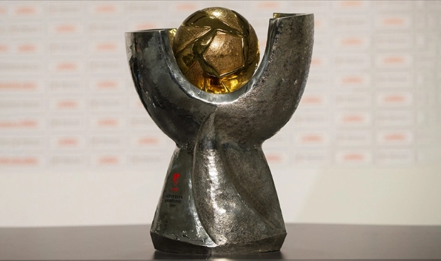 Süper Kupa 2025 yarı final hakemleri belli oldu!