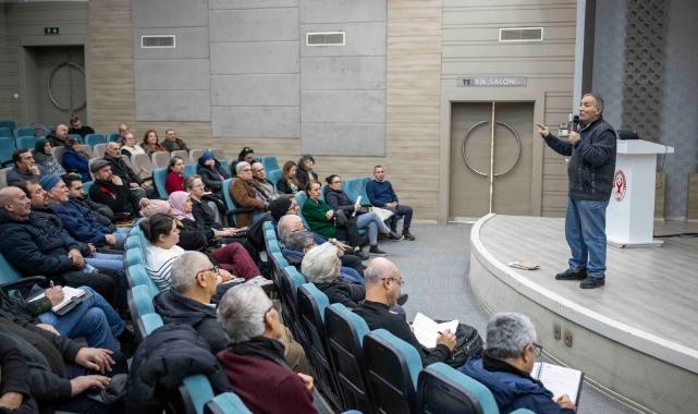 Bornova’da arıcılığa destek sürüyor