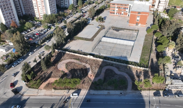 İzmir’de atıl alanlar mini ormana dönüşüyor