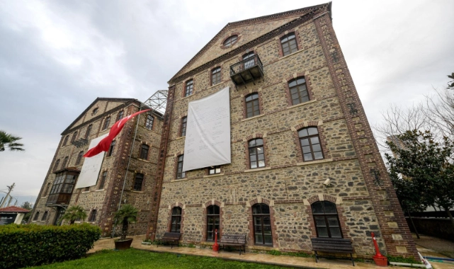 Meslek Fabrikası’na Atatürk'ün imzaladığı belgeler asıldı
