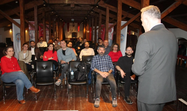 Efes Selçuk'ta babalara "Babalık" semineri