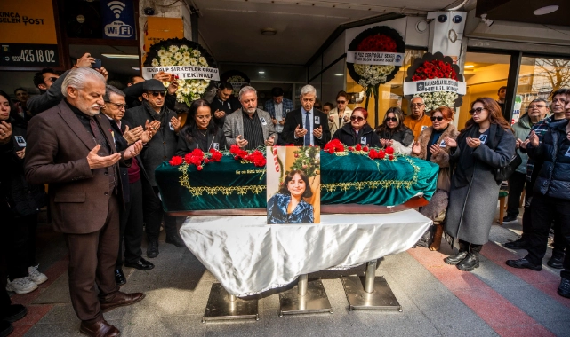 Genç gazeteci Burcu Yanar, son yolculuğuna uğurlandı!