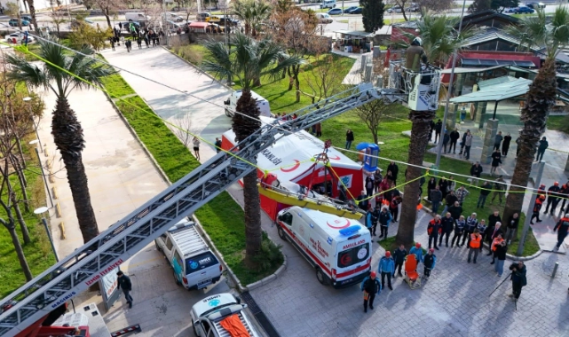 İzmir Adliyesi’nde nefes kesen bomba tatbikatı