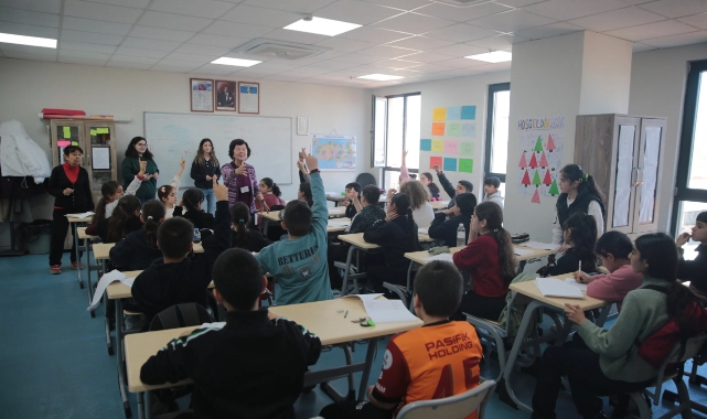 Konak’ta fark yaratan proje: PERGEL ile Konaklı çocuklara güçlü gelecek