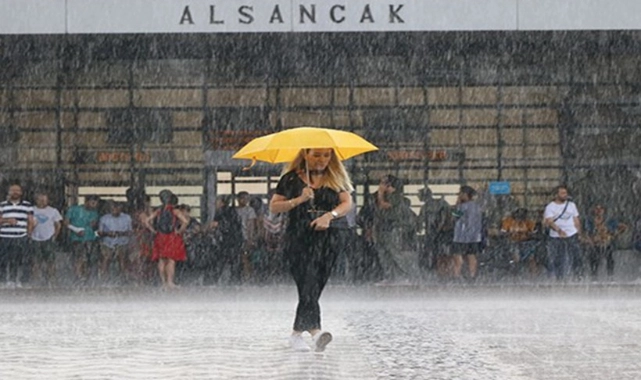 İzmir'e 'sağanak' uyarısı!