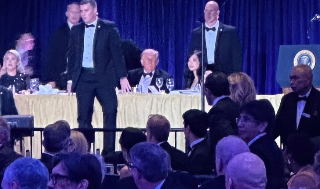 Trump’ın katıldığı yemekte silah sesleri: Salondan çıkarıldı