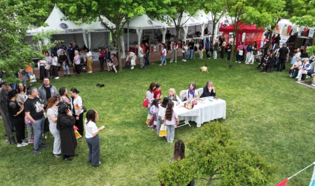 9. Manisa Kitap Fuarı Kitapseverlerle Buluştu