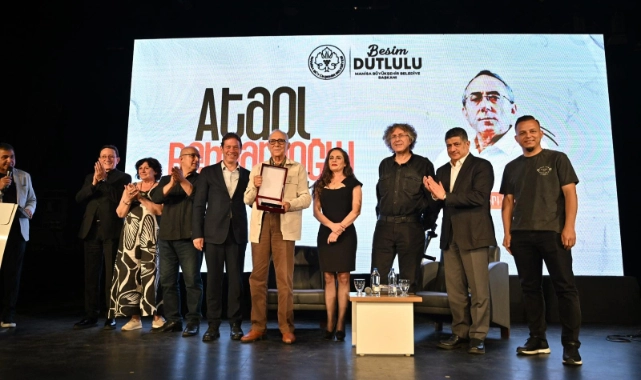 Ataol Behramoğlu Manisalılarla Buluştu