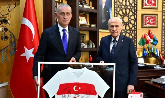 Bahçeli'den Hacıosmanoğlu'na telefon: Ligleri tescil etmeyin!
