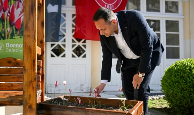 Bornova Lalesi ilçeye umut ve renk getirdi