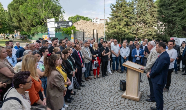 CHP Bornova Meclis Grubu'ndan Özgür Özel'e destek!
