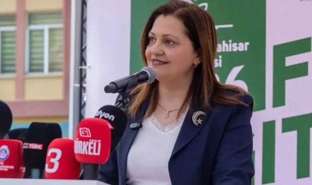 Gazeteci Yarkadaş açıkladı: Burcu Köksal, AKP'ye mi geçecek?