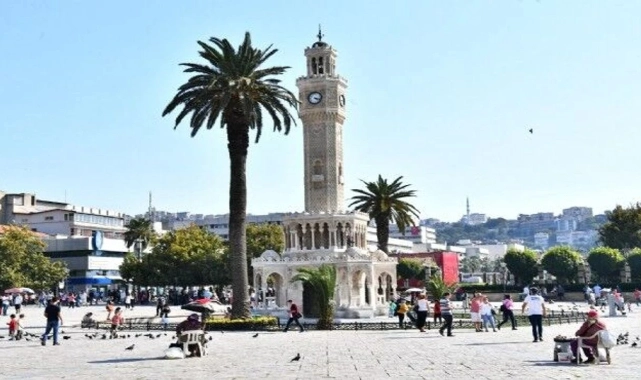 İzmir’de yaz provası: Termometreler 33 dereceyi görecek