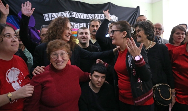 Karşıyaka engelsiz yaşam için el ele