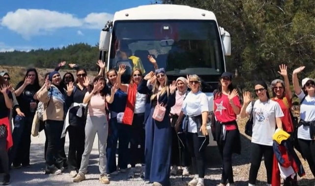 Menderes Belediyesi’nden Kadınlara Doğa Yürüyüşü