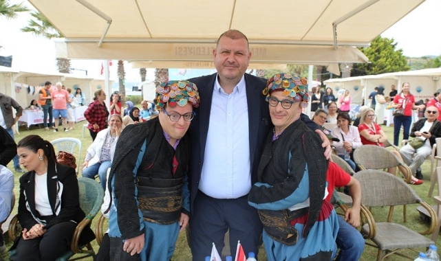 Menderes’in Engelsiz Festival’inde İlk Gün Coşkusu