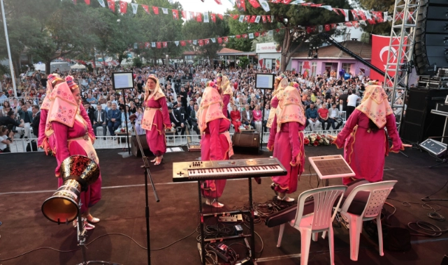 Menemen'de Uluslararası Emiralem Çilek Festivali için geri sayım