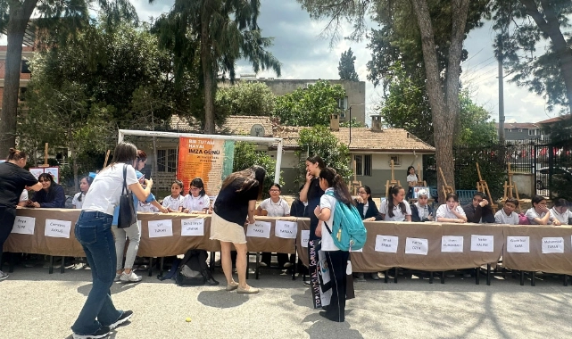 Minik yazarların büyük heyecanı: Hayallerini kitaba sığdırdılar