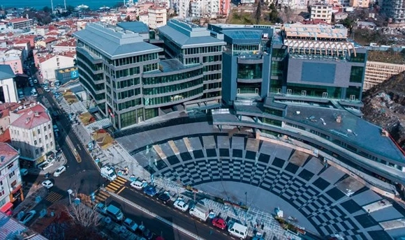 Üsküdar Belediyesi'nde 7 kişiye gözaltı!