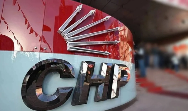 CHP’de olağanüstü kurultay çağrısına 84 eski vekilden daha destek