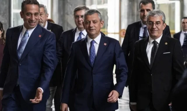 CHP'li Başarır ve Günaydın'ın grup başkan vekillikleri düştü!