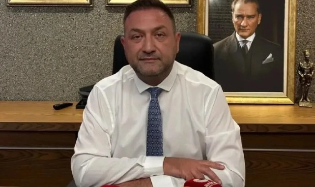 Gümrükçü beklediği desteği bulamadı: İlçe başkanları tek tek gruptan ayrıldı!