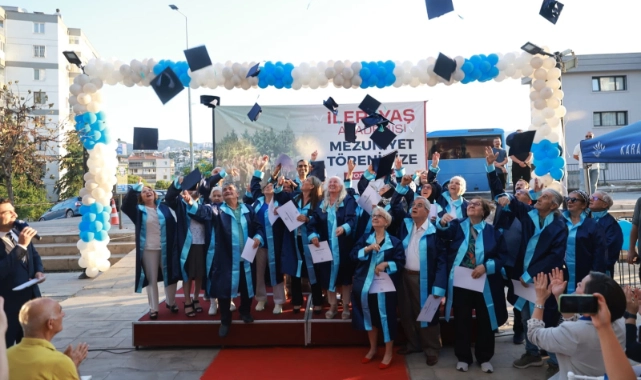 Hayatlarının İkinci Baharında Kep Atıp Mezun Oldular