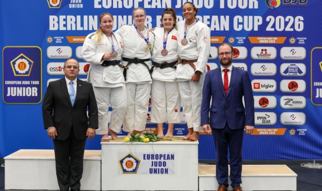 İzmirli Sema Avrupa Kupası’nda kürsüde
